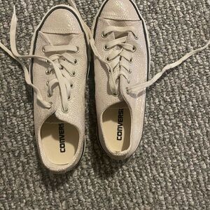 Converse Off-White Textured Sneakers